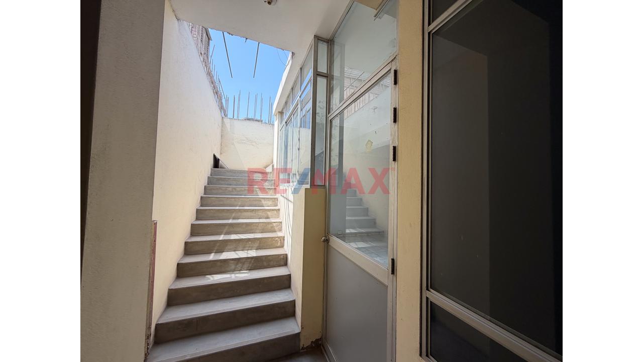 Local Comercial En Alquiler – Ubicación Estratégica Y Alto Potencial - 11