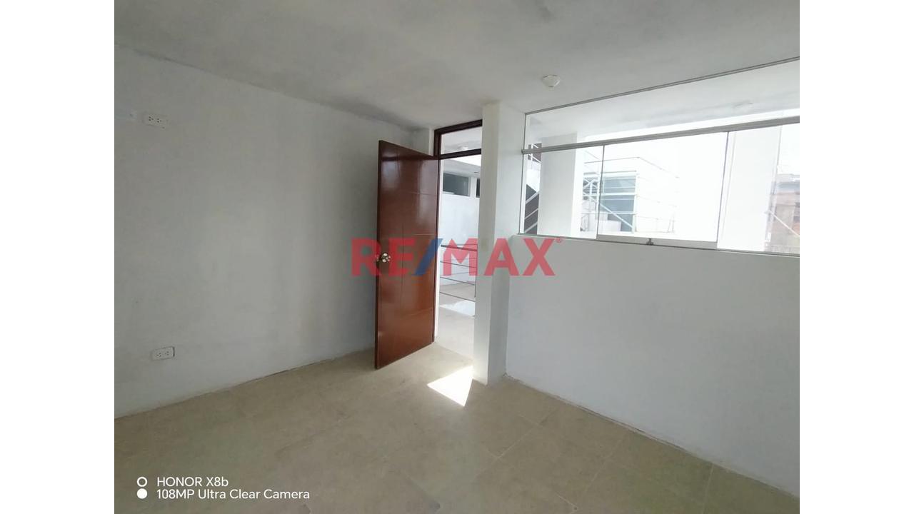 Venta De Departamento A Media Cuadra Del Estadio Upis Paisajista En Jacobo Hunter
