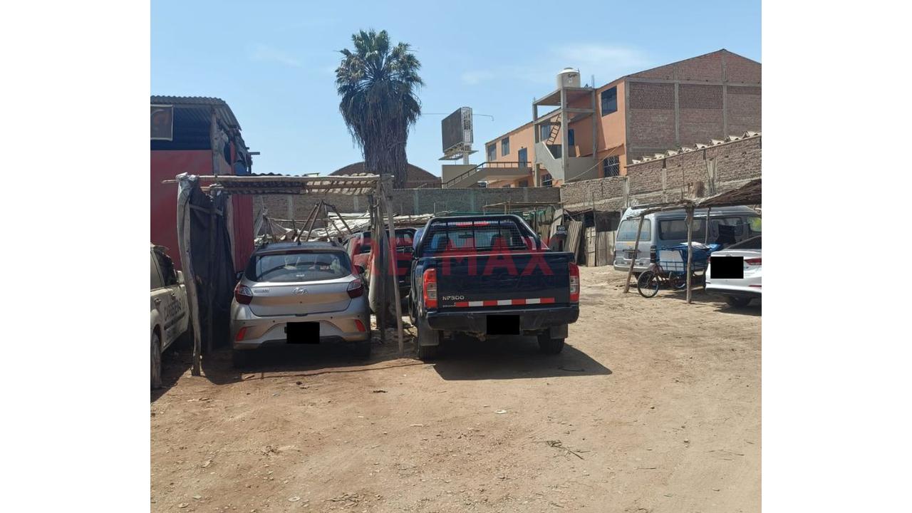 Amplio Terreno Comercial ubicado en Chiclayo Amplio Terreno Comercial ubicado en Chiclayo