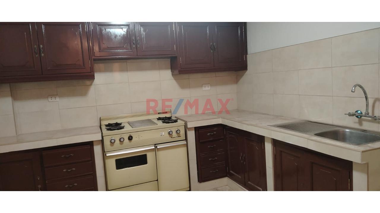 Departamento Amplio En 2 Do. Piso  Sin Mantenimiento En La Mejor Zona De Los Olivos - Villa Sol — foto 6