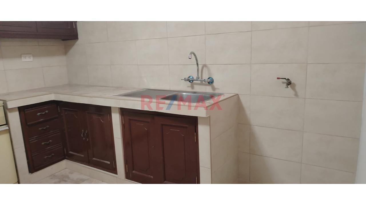 Departamento Amplio En 2 Do. Piso  Sin Mantenimiento En La Mejor Zona De Los Olivos - Villa Sol — foto 7