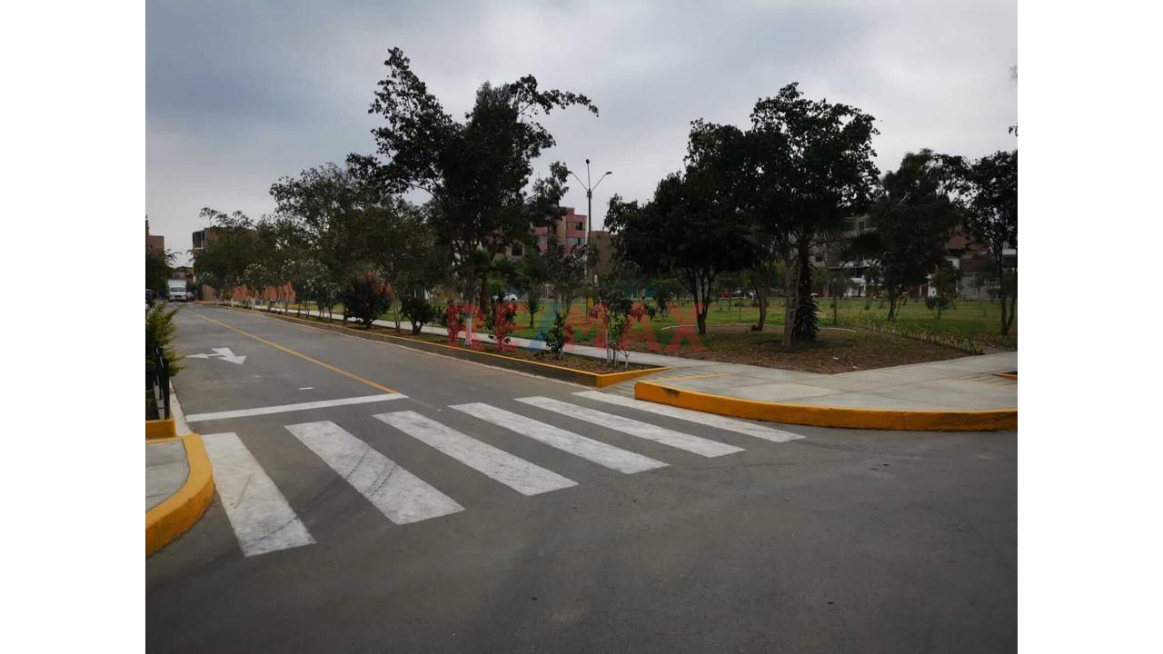 🏡 Inversión Con Visión | Venta De Casa Multifuncional En Ate - 4