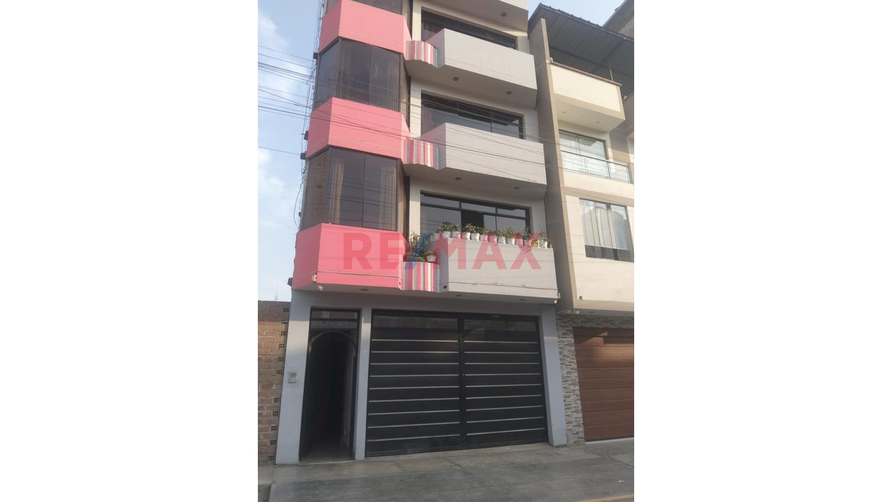 🏡 Inversión Con Visión | Venta De Casa Multifuncional En Ate - 3
