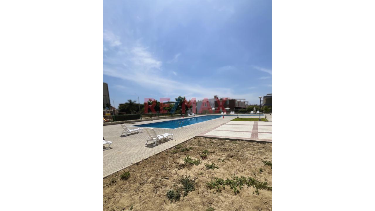 Casa de 5 dormitorios y 3 baños ubicado en Veintiseis De Octubre Casa de 5 dormitorios y 3 baños ubicado en Veintiseis De Octubre