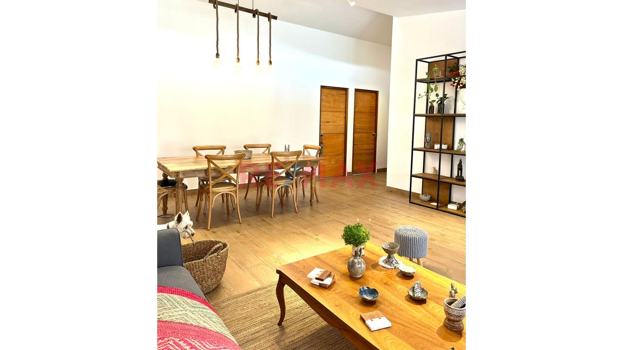 Casa de 4 dormitorios en Ricardo Palma, 280 m² — foto 4