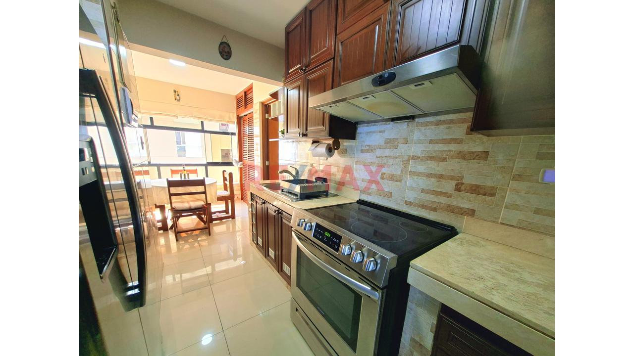 Alquiler Departamento Amoblado En Malecon Cisneros Con Terraza Y Piscina — foto 7