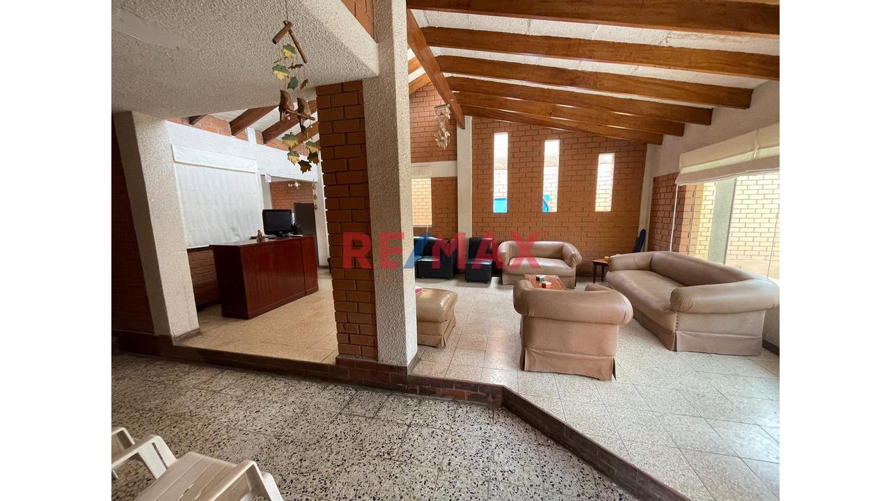 Casa De Playa En San Bartolo De 275² – Límite Con Santa María Del Mar - 1