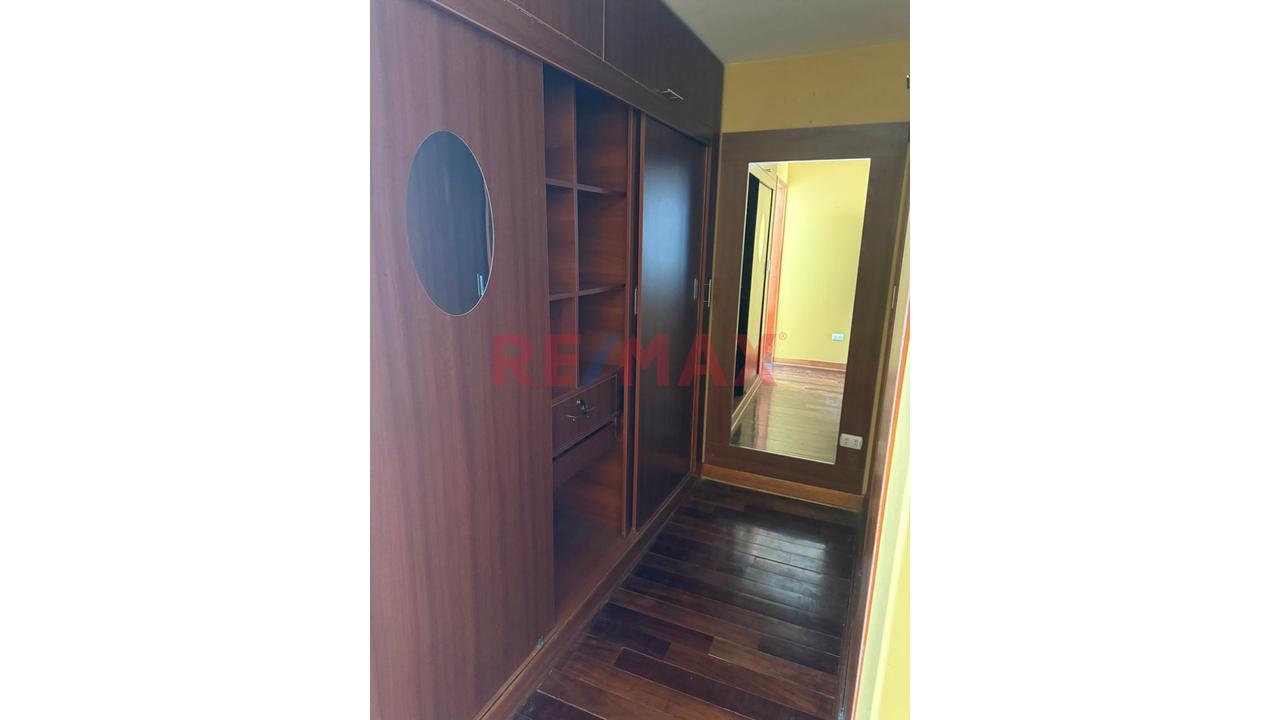 Alquiler De Linda Casa Ideal Para Empresas - Puno - 16