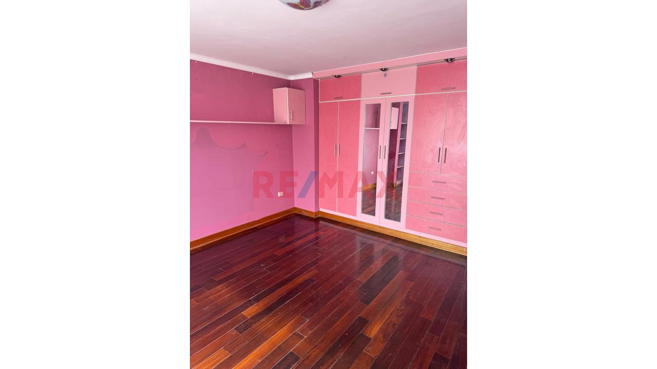 Alquiler De Linda Casa Ideal Para Empresas - Puno - 9