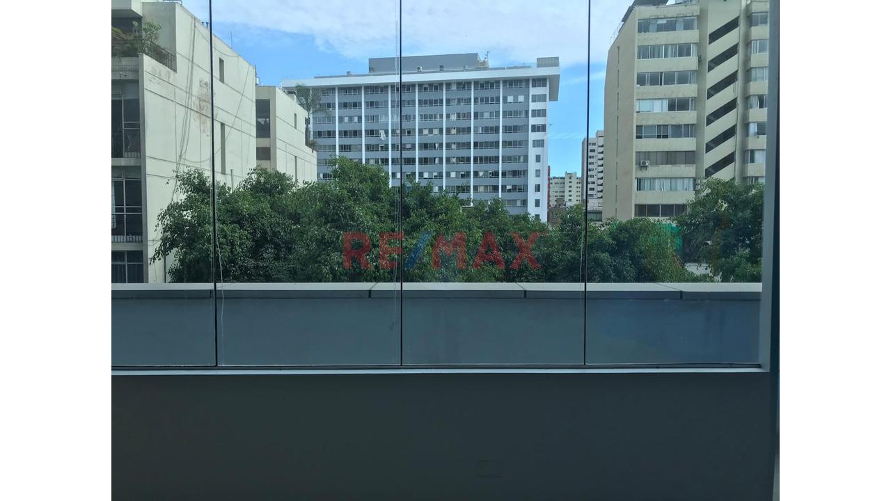 Edificio Multiproposito Equipado En Venta  En La Zona Mas Comercial De Miraflores - 8
