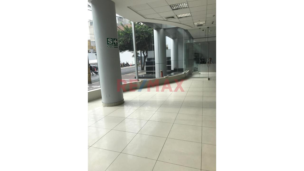 Edificio Multiproposito Equipado En Venta  En La Zona Mas Comercial De Miraflores - 14