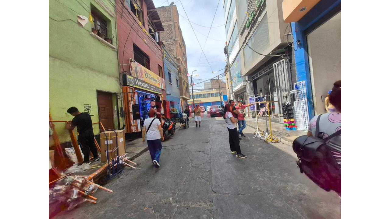 Tu Próximo Éxito Comercial Está En Gamarra - 6