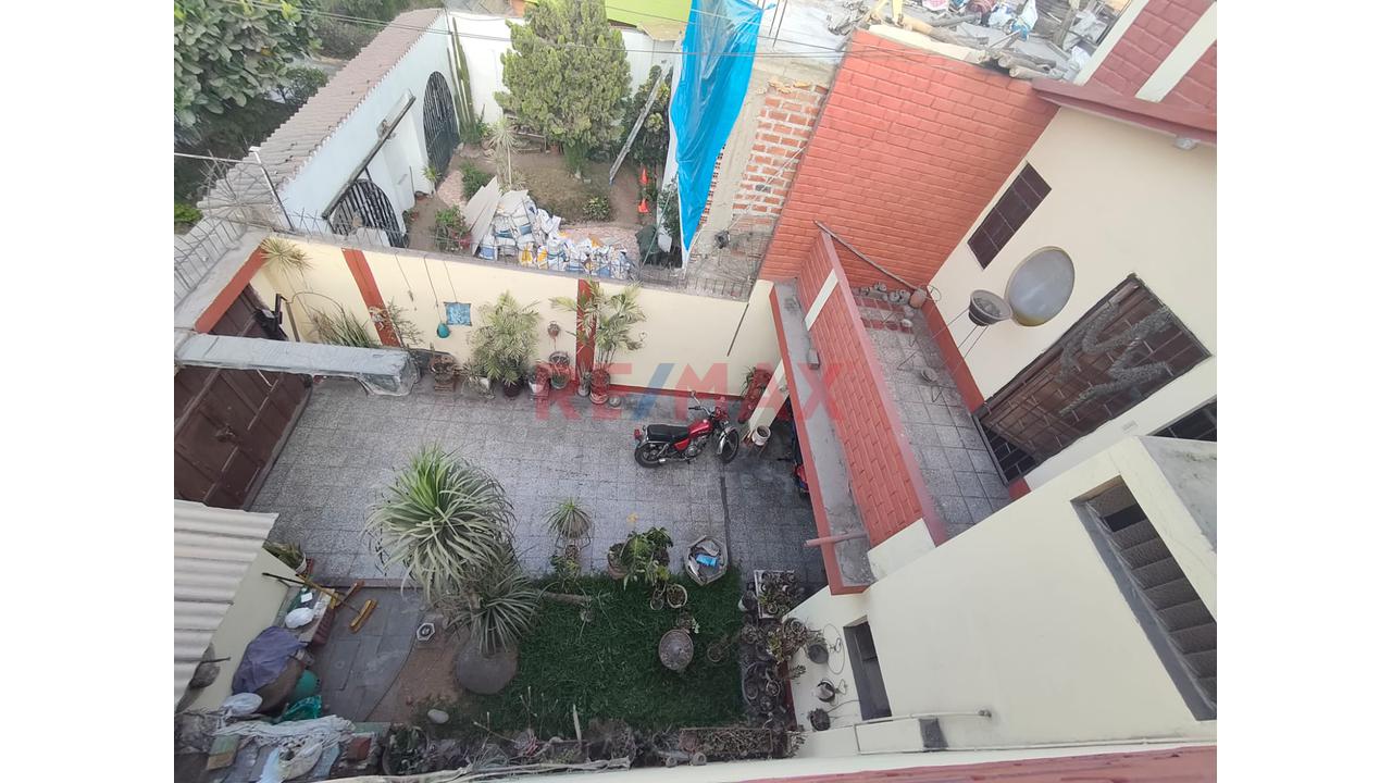 Venta Casa En Salamanca Urb Los Recaudadores *** At 200M2 + Cochera - 20