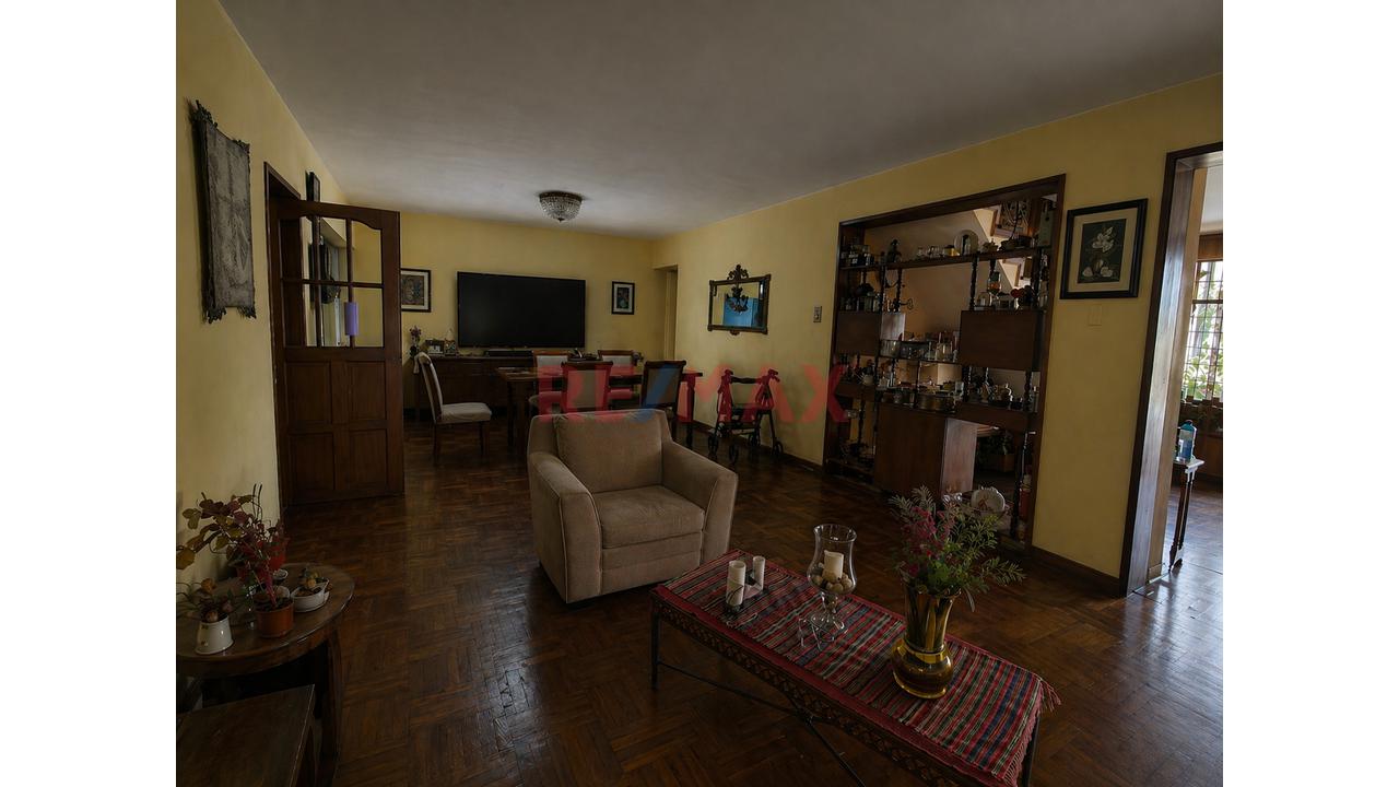 Venta Casa En Salamanca Urb Los Recaudadores *** At 200M2 + Cochera - 10
