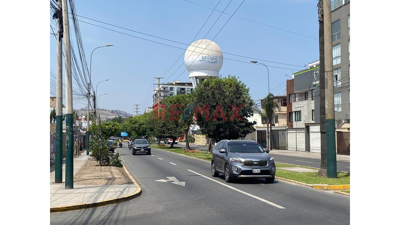 Santiago De Surco - Terreno En Venta 293.39 M2 En Las Gardenias — foto 4