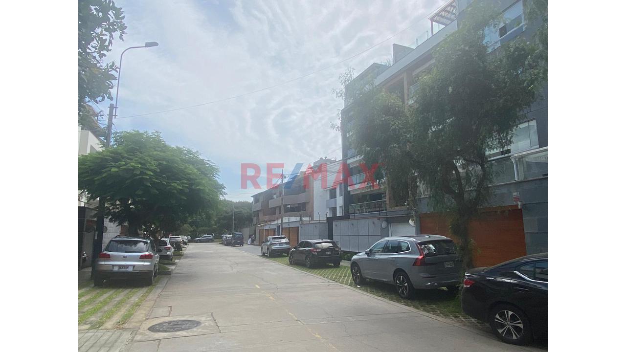 Santiago De Surco - Terreno En Venta 293.39 M2 En Las Gardenias — foto 7