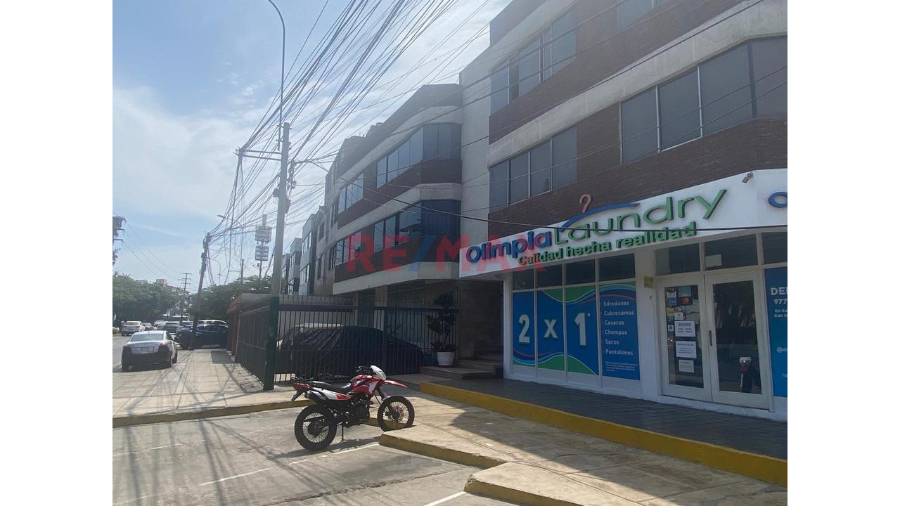 Santiago De Surco - Terreno En Venta 293.39 M2 En Las Gardenias — foto 6