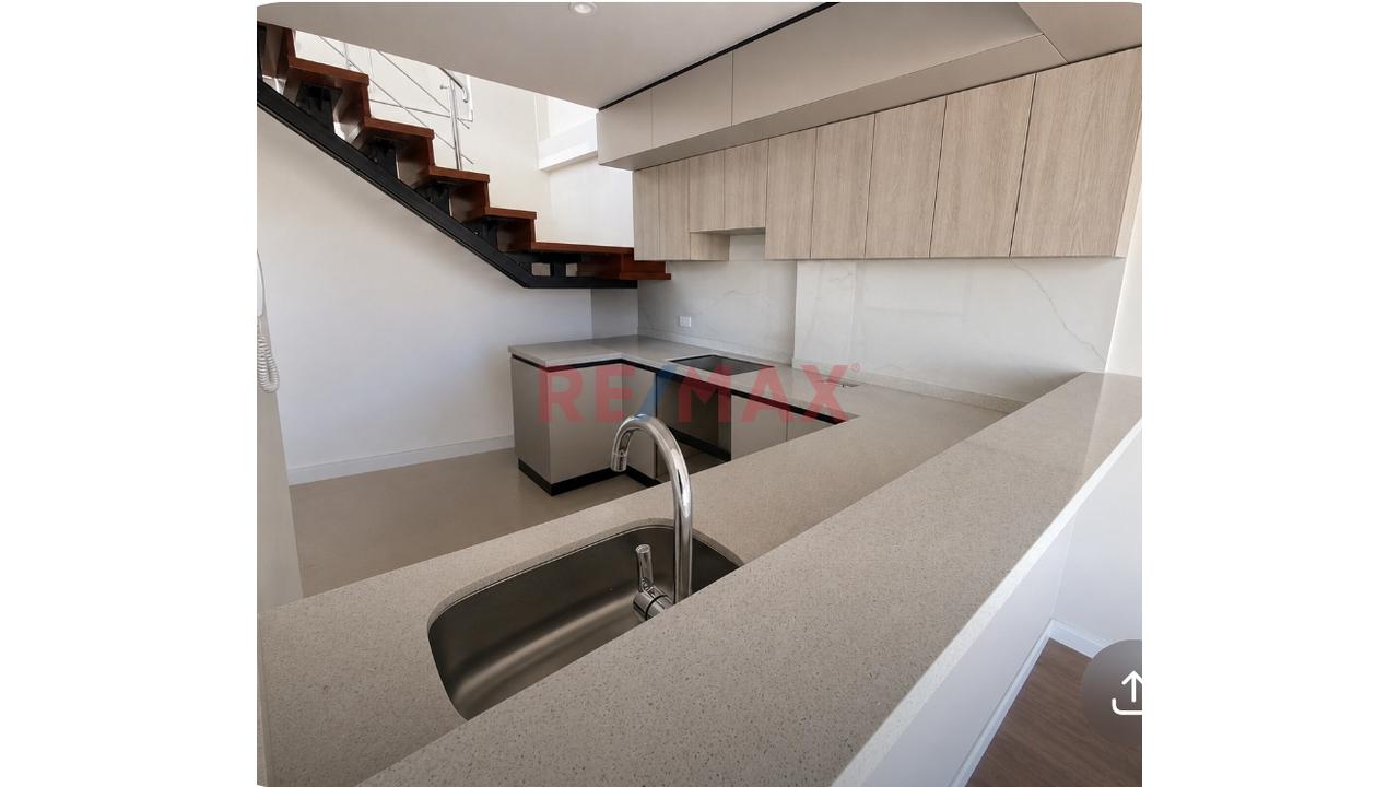Duplex Cerro Colorado Estreno - 9