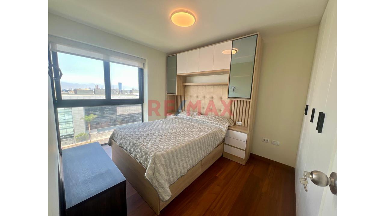 Tríplex En Venta – Salamanca De Monterrico, Ate - Limite San Borja. - 9