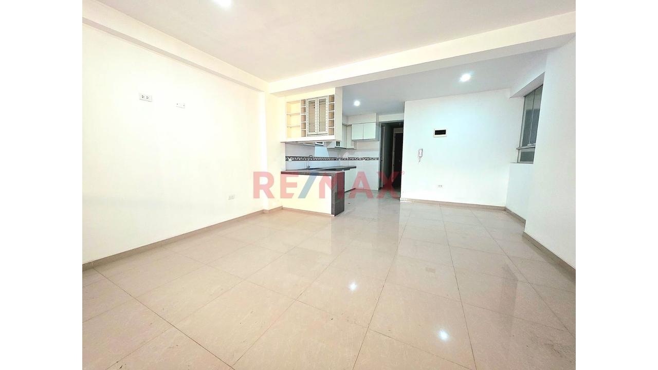 🚨 ¡Oportunidad Única En Carabayllo! 🏡✨ Departamento En 1° Piso + Cochera Incluida 🚗 — foto 4