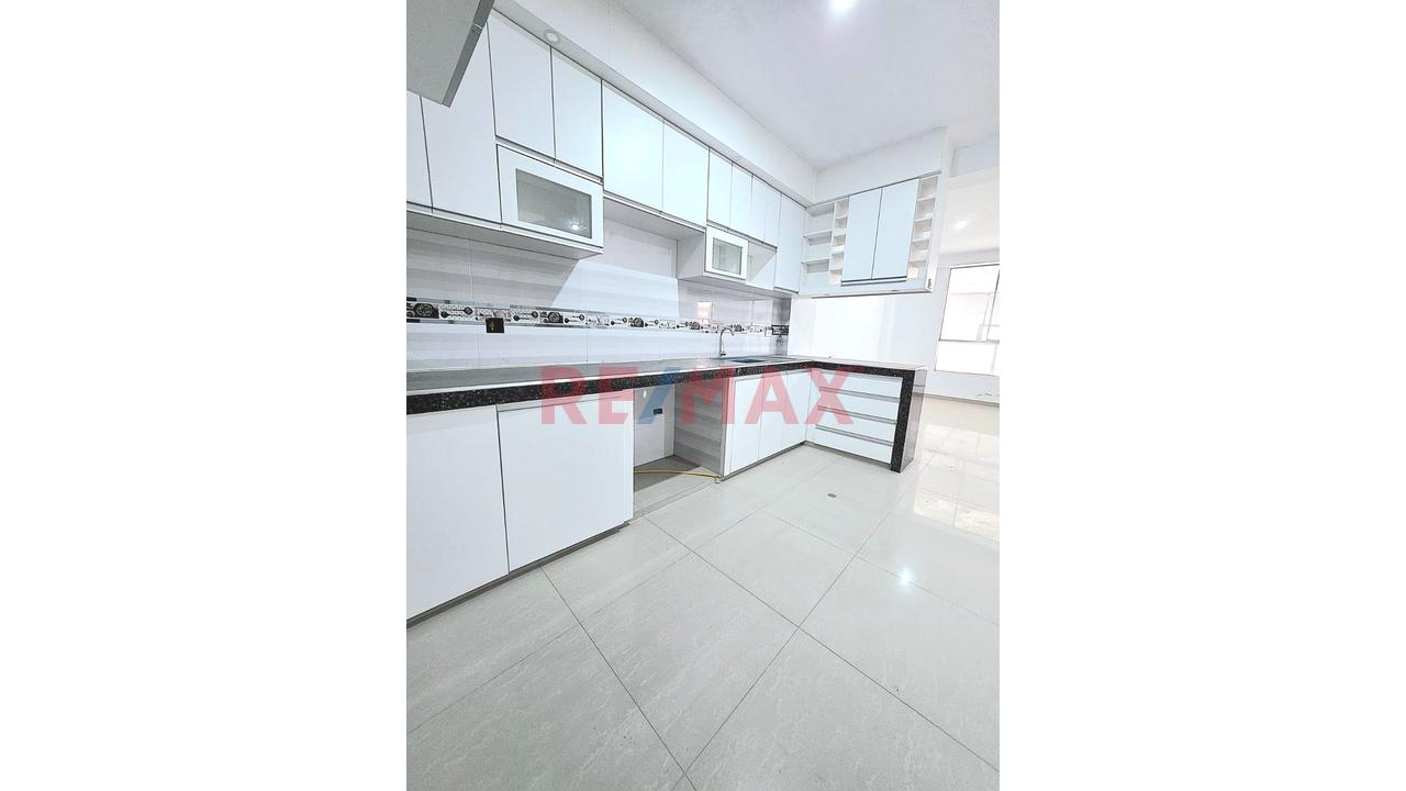 🚨 ¡Oportunidad Única En Carabayllo! 🏡✨ Departamento En 1° Piso + Cochera Incluida 🚗