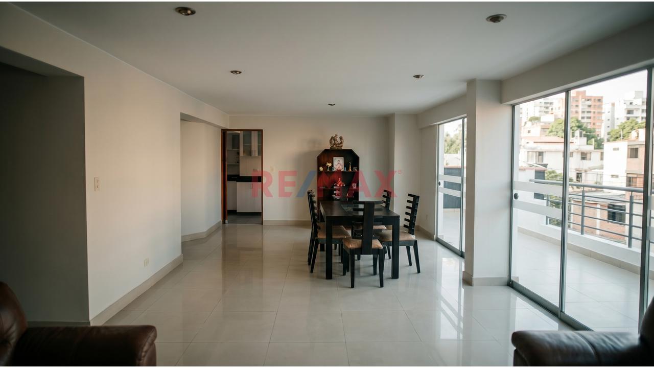 Venta De Departamento 203 M2 En Corpac - San Borja A Media Cuadra De Plaza Vea — foto 3