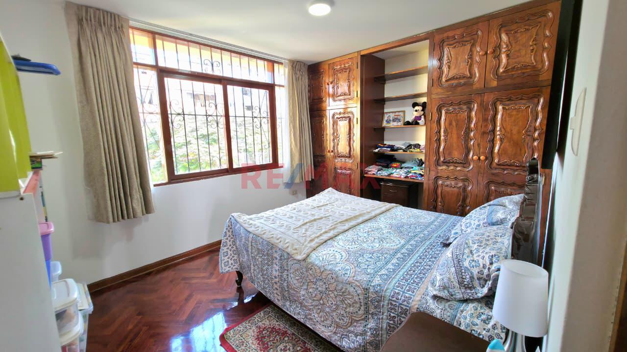 Venta Casa Recien Remodelada- Urbanizacion Higuereta-Surco - 14