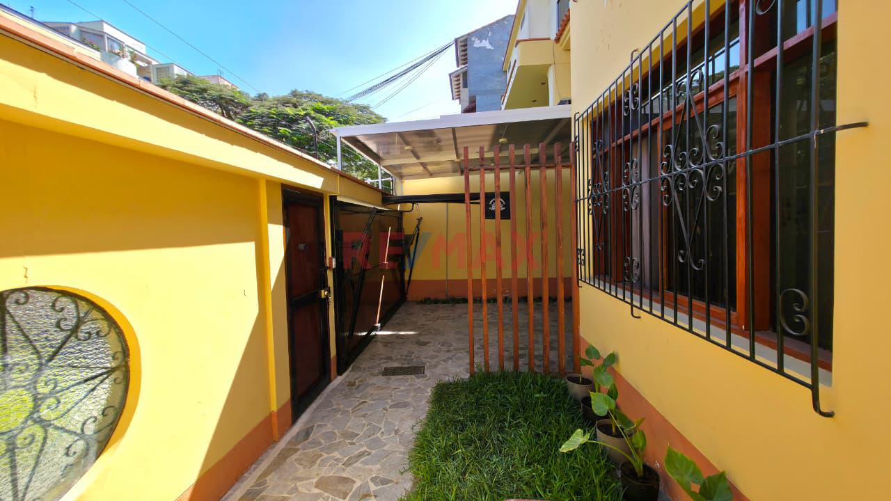 Venta Casa Recien Remodelada- Urbanizacion Higuereta-Surco - 3