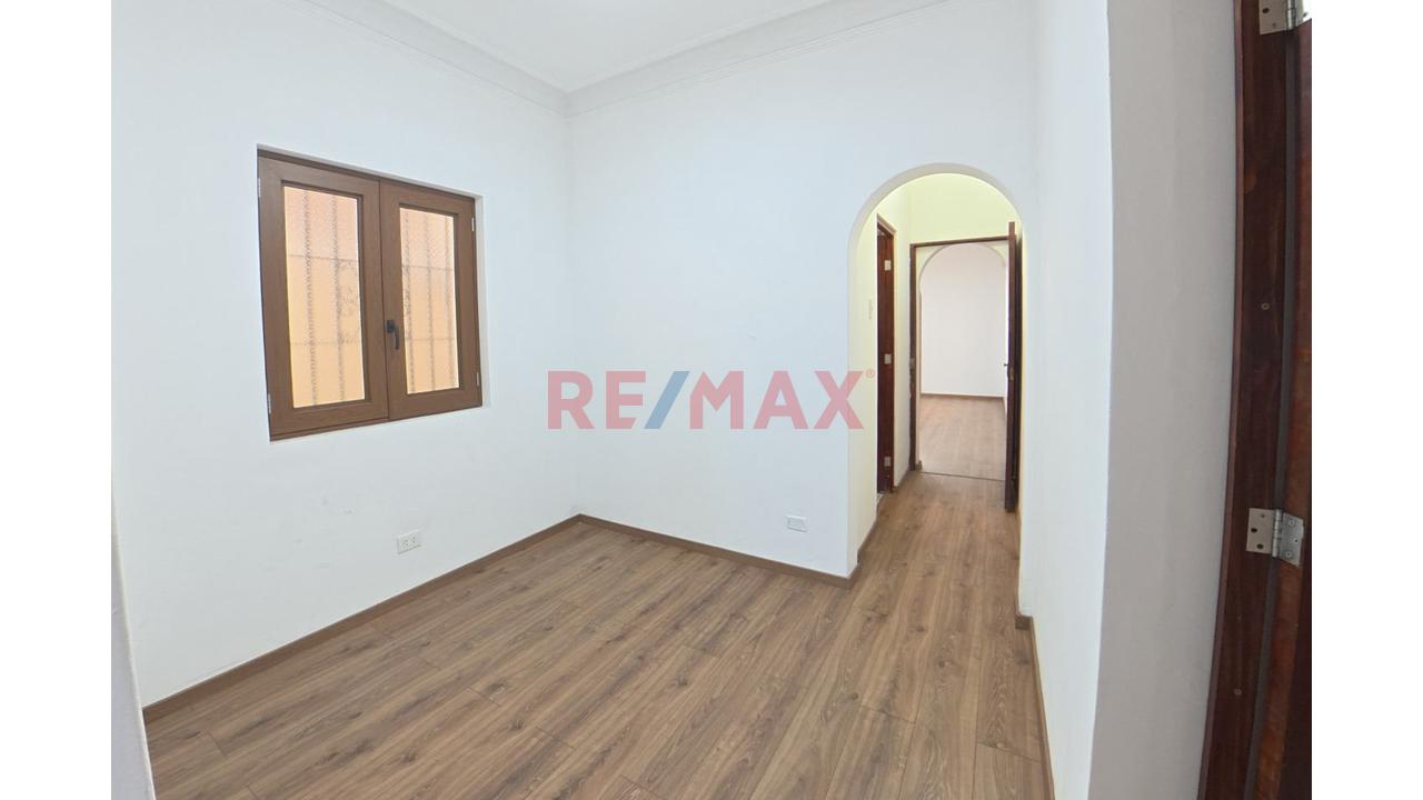 Local comercial de 210 m² en Lima — foto 4