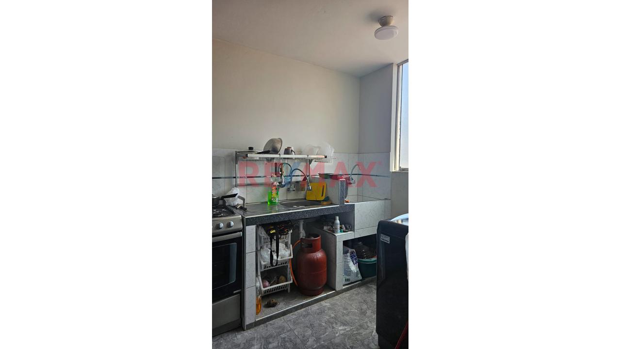 Casa En Venta - Urb. Previ - Callao - 12