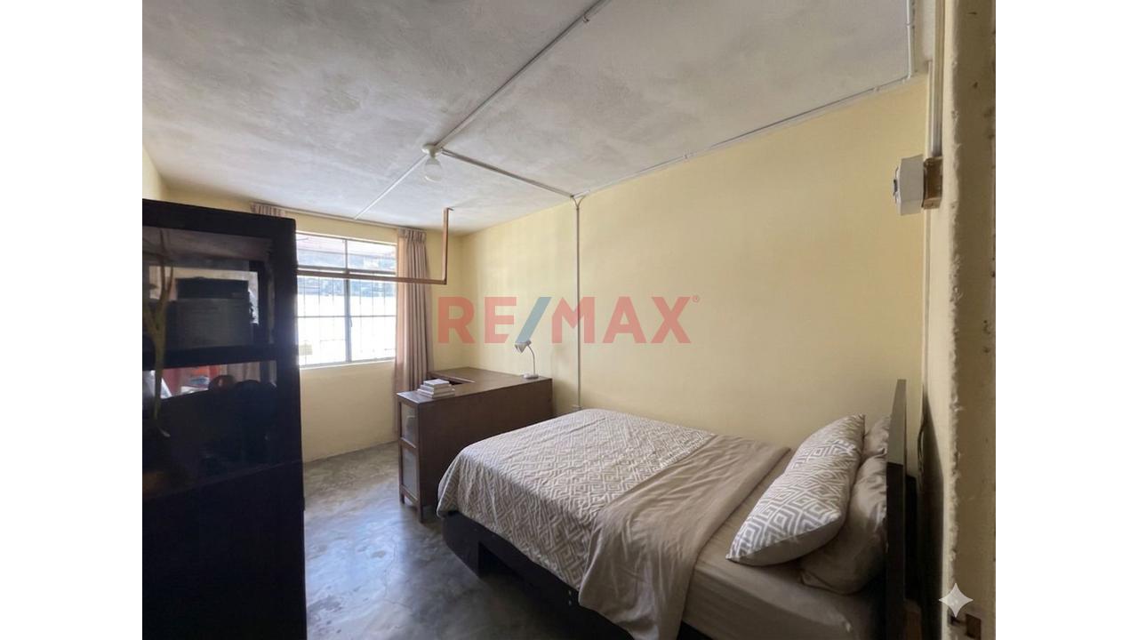 Casa En Venta - Urb. Previ - Callao - 10
