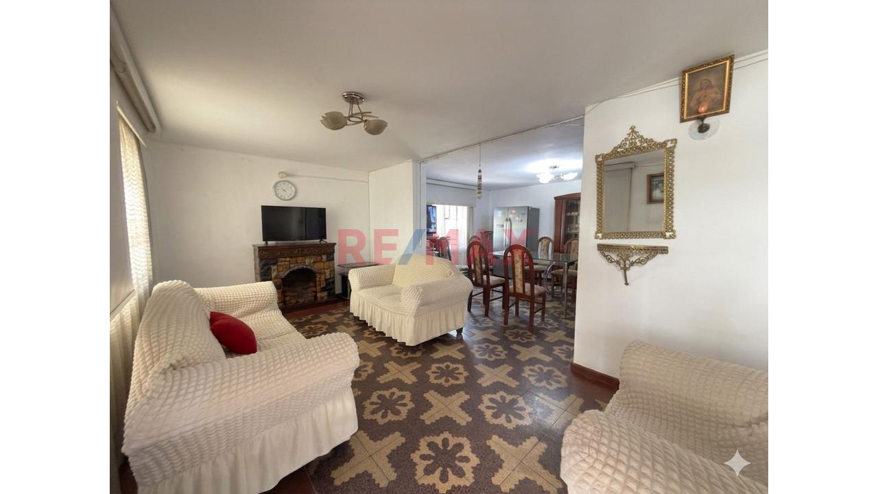 Casa En Venta - Urb. Previ - Callao - 3