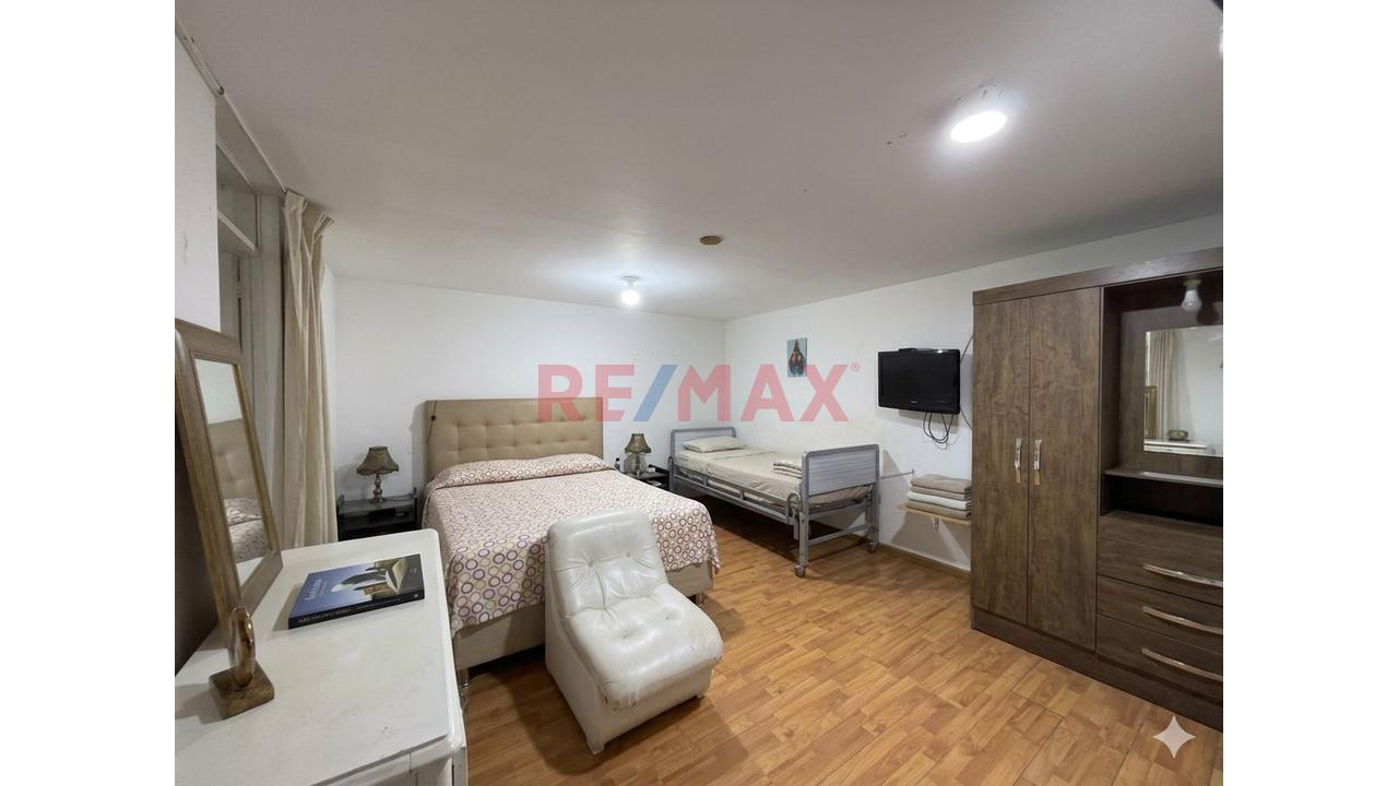 Casa En Venta - Urb. Previ - Callao - 5