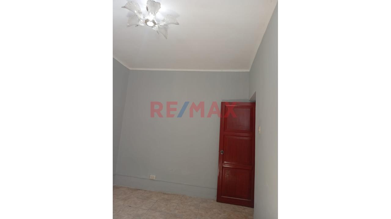 Se Vende Departamento En  Ocasión Ideal Para Vivienda O Taller Jr Giribaldi - La Victoria — foto 2