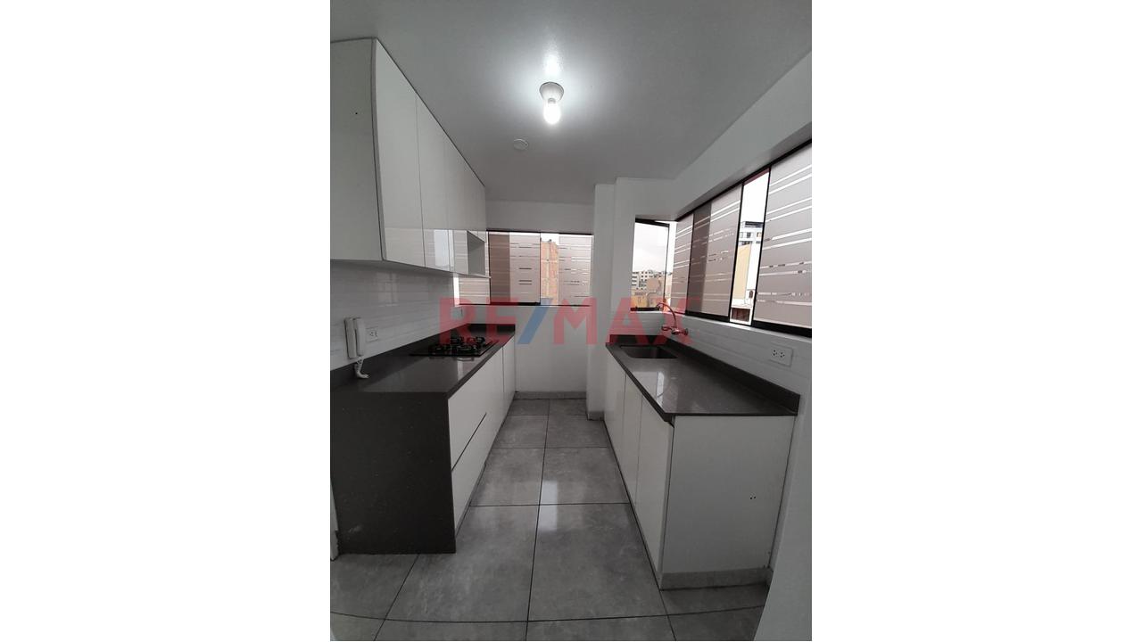 “Alquiler De Departamento Más Estacionamiento - Pueblo Libre" — foto 4