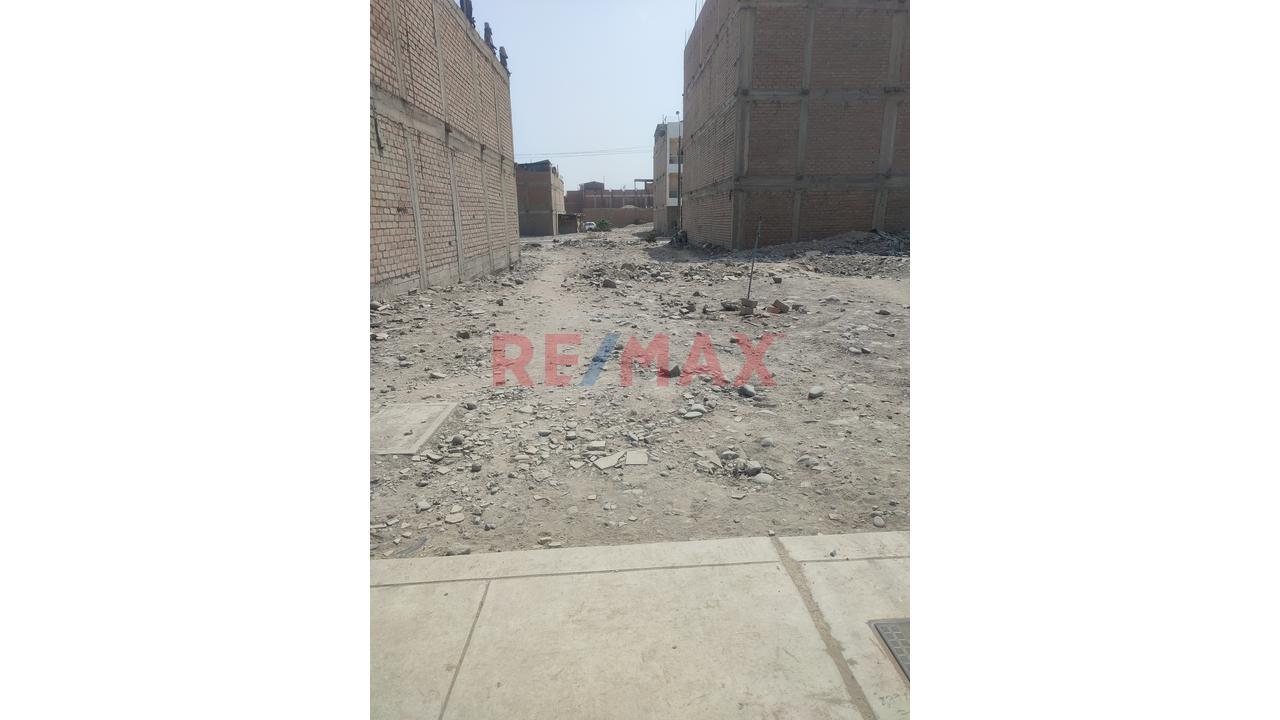 Se Vende Terreno En Avenida En Urb. La Alameda De Carabayllo — foto 9