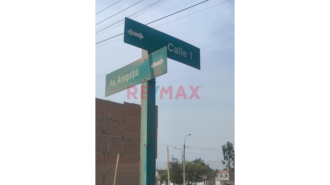 Se Vende Terreno En Avenida En Urb. La Alameda De Carabayllo — foto 3