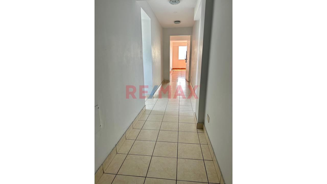 Venta Amplio Departamento A Espaldas De Parque Pueblo Libre — foto 5