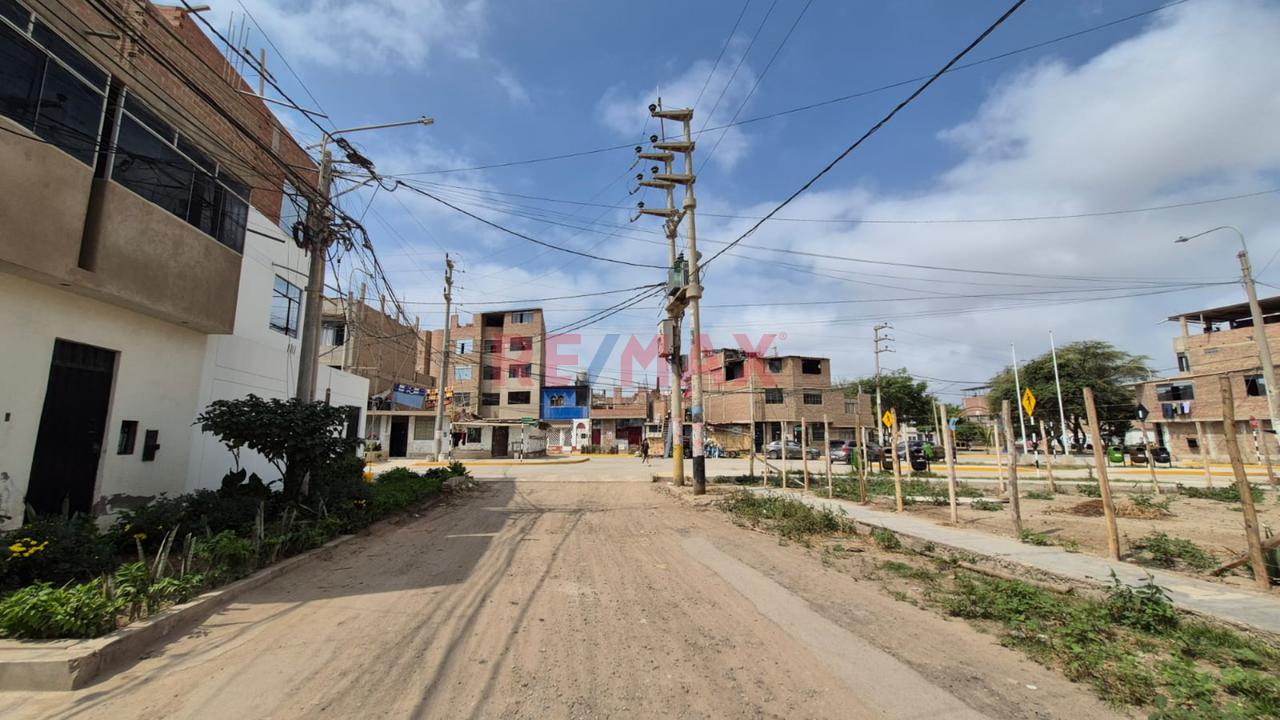 Terreno En Venta Urb Miraflores Chiclayo - 3