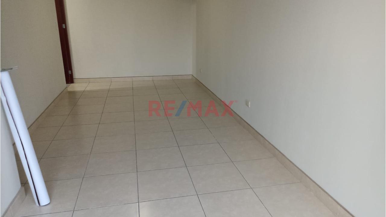 Vendo Un Lindo Departartamento +Cochera  En Villa Club - Carabayllo. — foto 2