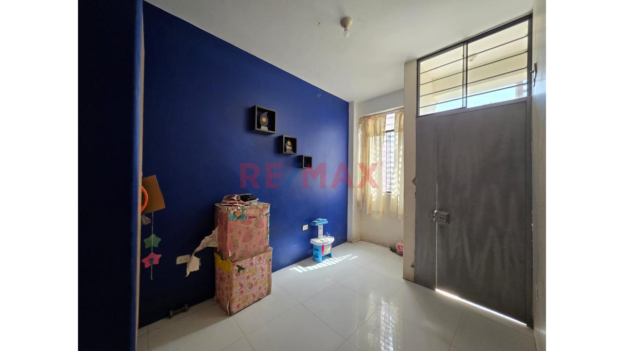 💰🏠 ¡Gran Oportunidad! Casa De 3 Pisos Con 16 Habitaciones En Venta En Corazon Comercial De Sullana 🔥 - 7
