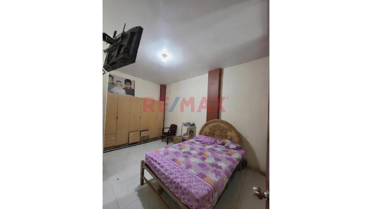 💰🏠 ¡Gran Oportunidad! Casa De 3 Pisos Con 16 Habitaciones En Venta En Corazon Comercial De Sullana 🔥 - 17