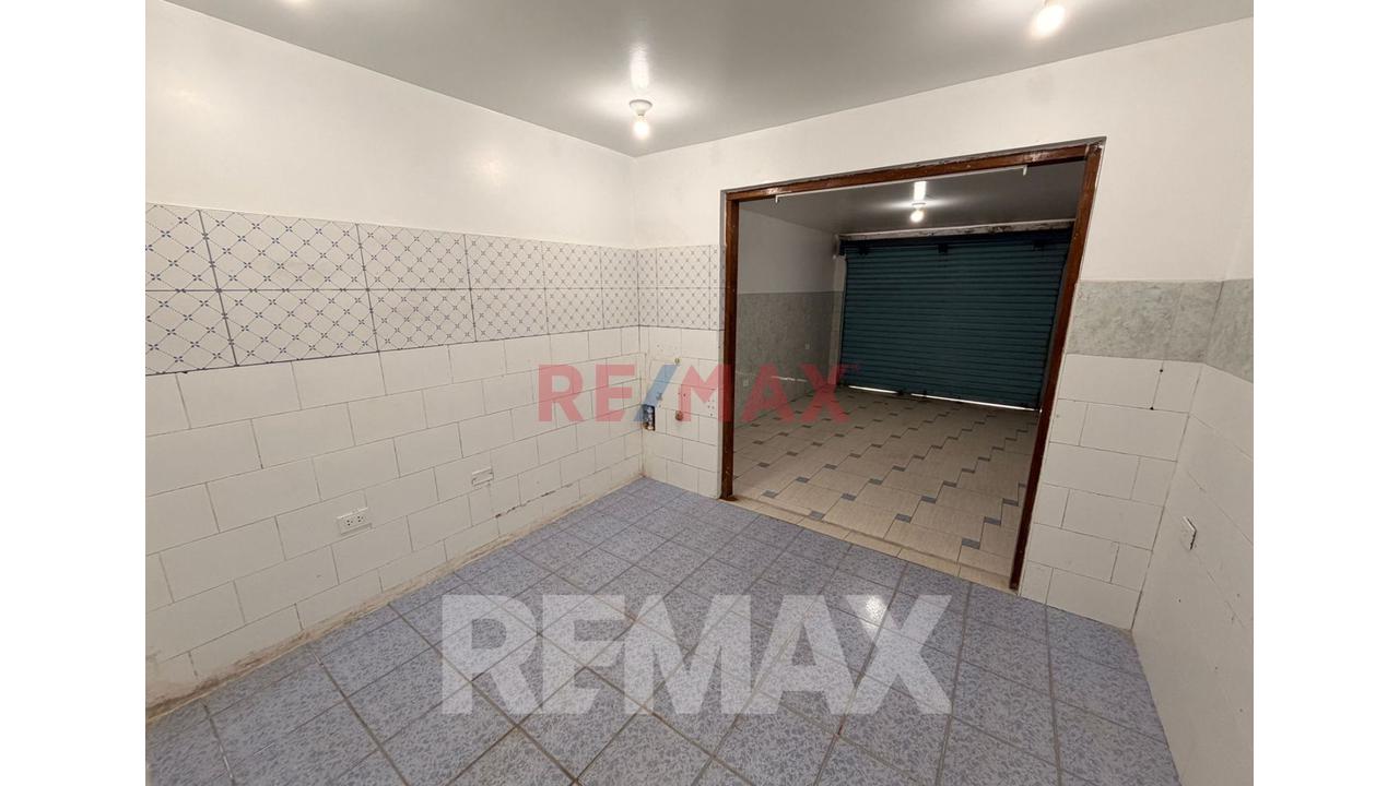 Departamento En 1Er Piso Con Local Comercial En Sjm - 186M2 En Zona Estratégica — foto 13