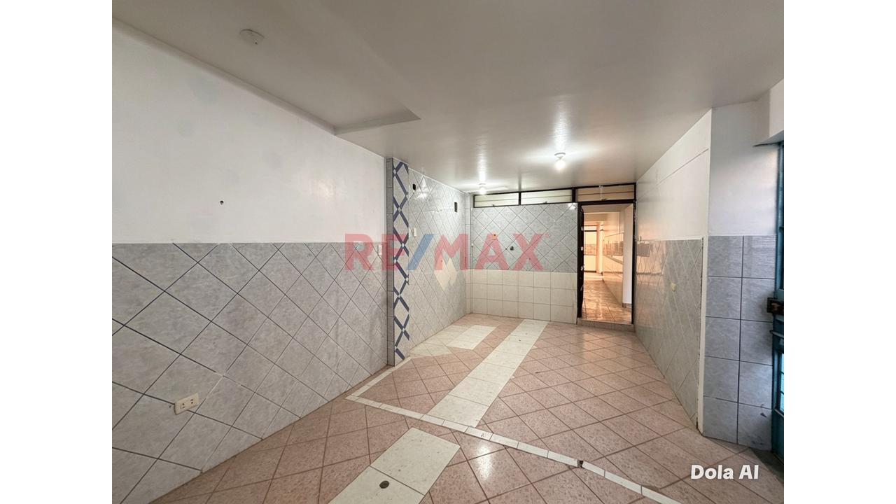 Departamento En 1Er Piso Con Local Comercial En Sjm - 186M2 En Zona Estratégica — foto 12