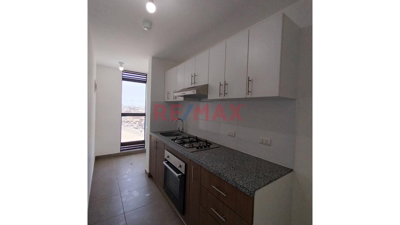 Venta – Departamento Moderno Con Balcon, Vista Externa  En Condominio  Cercado De Lima — foto 4