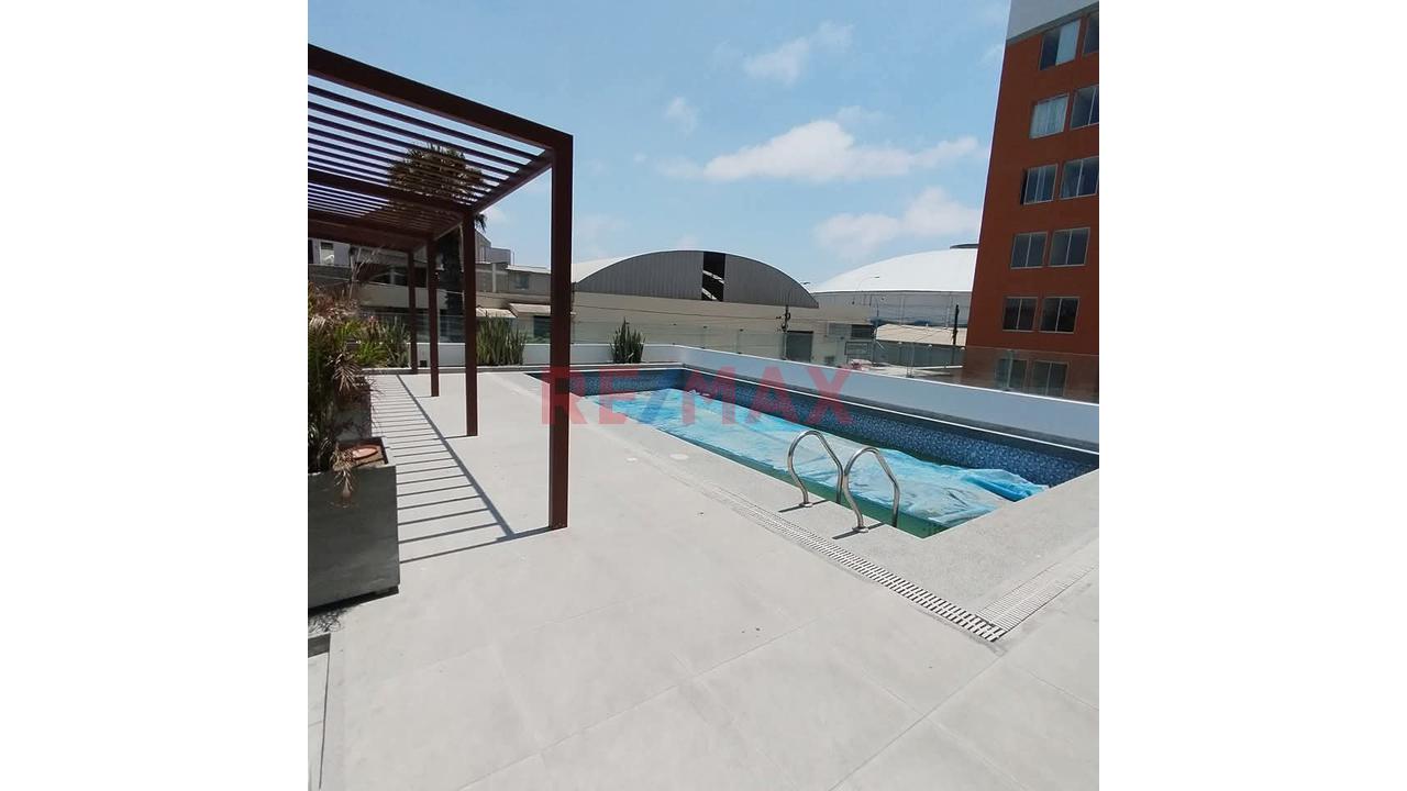 Venta – Departamento Moderno Con Balcon, Vista Externa  En Condominio  Cercado De Lima — foto 8