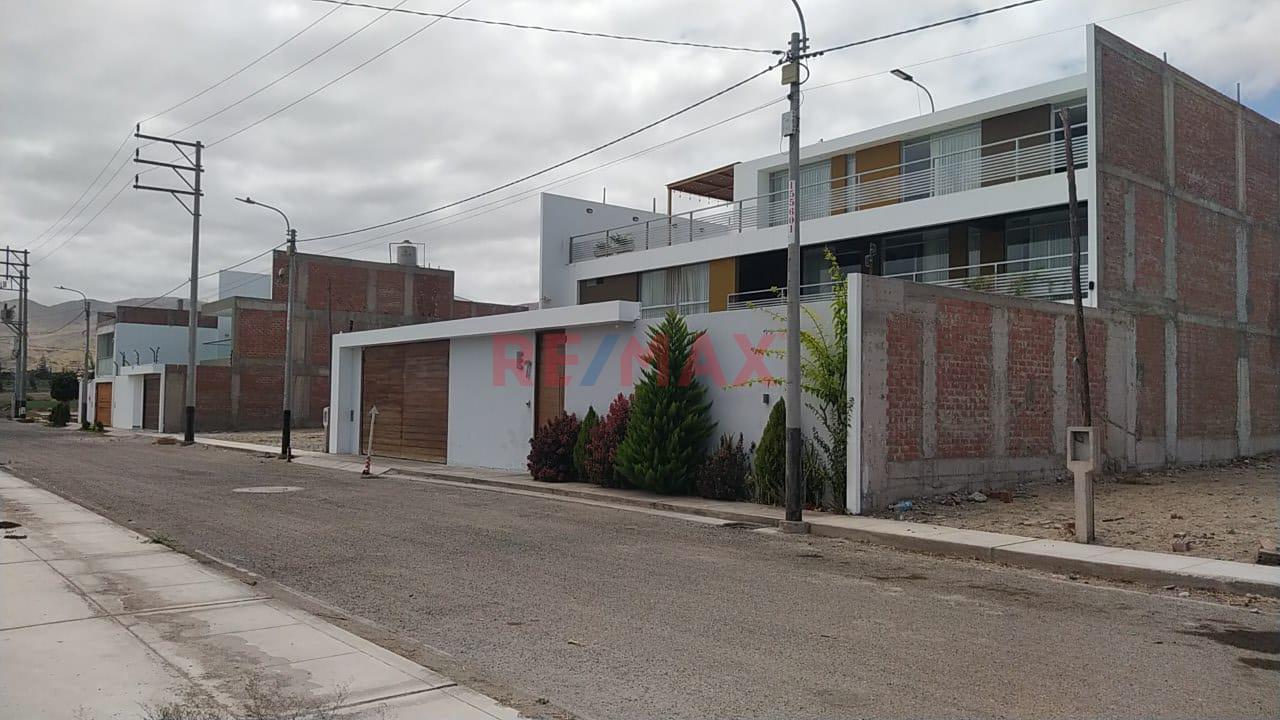 Oportunidad única Terreno ubicado en Samuel Pastor Oportunidad única Terreno ubicado en Samuel Pastor