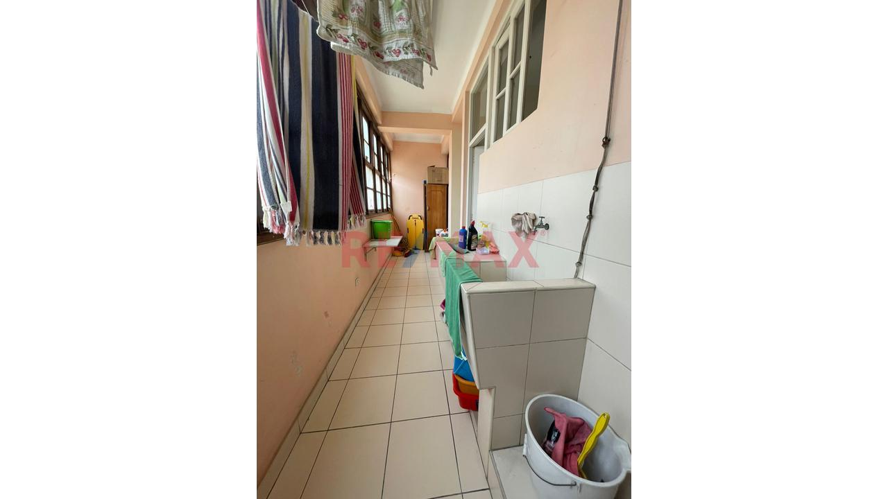 Venta De Hermoso Departamento En El Balneario De Ancon - 14
