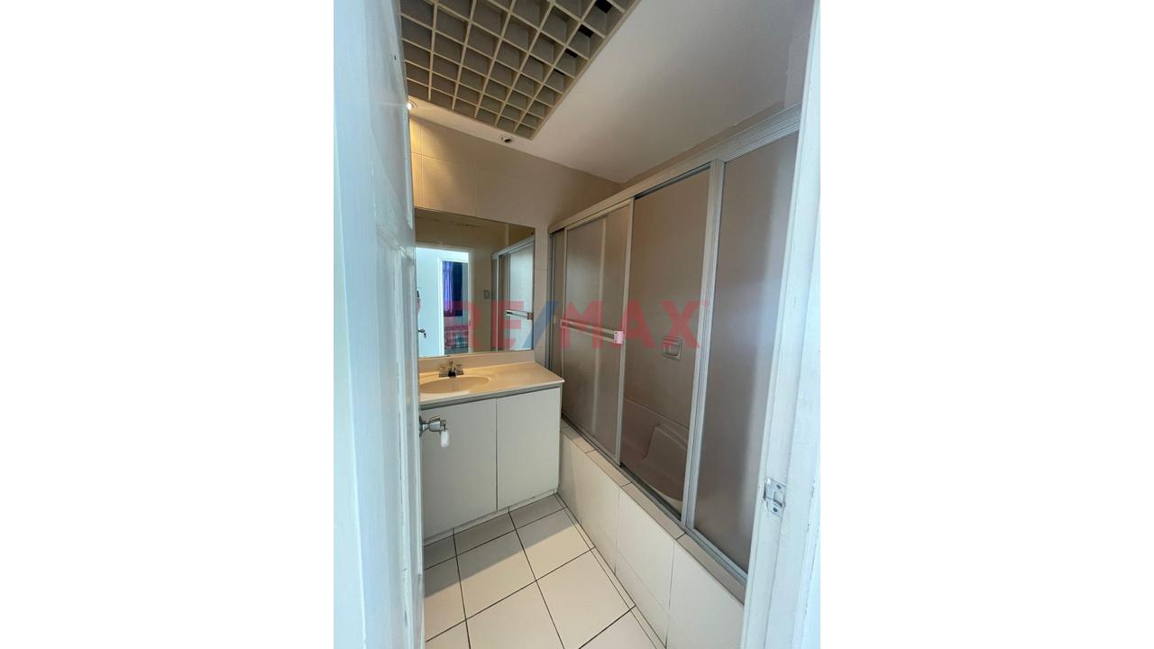 Venta De Hermoso Departamento En El Balneario De Ancon - 4