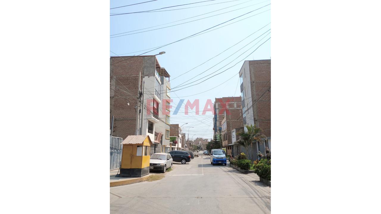 Vendo Departamento En 4To Piso Con Ingreso Independiente De 97.5 M² — foto 13
